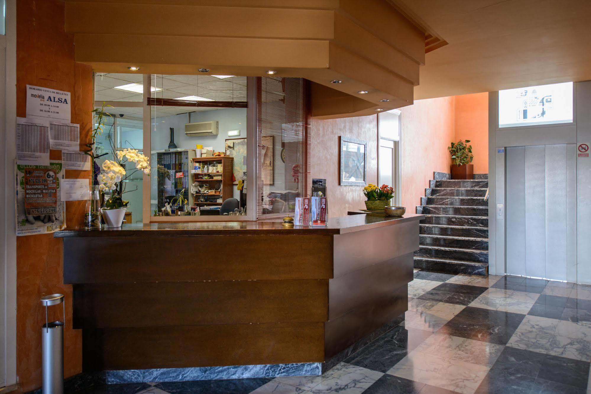 Hotel El Paso Honroso Hospital de Órbigo Buitenkant foto