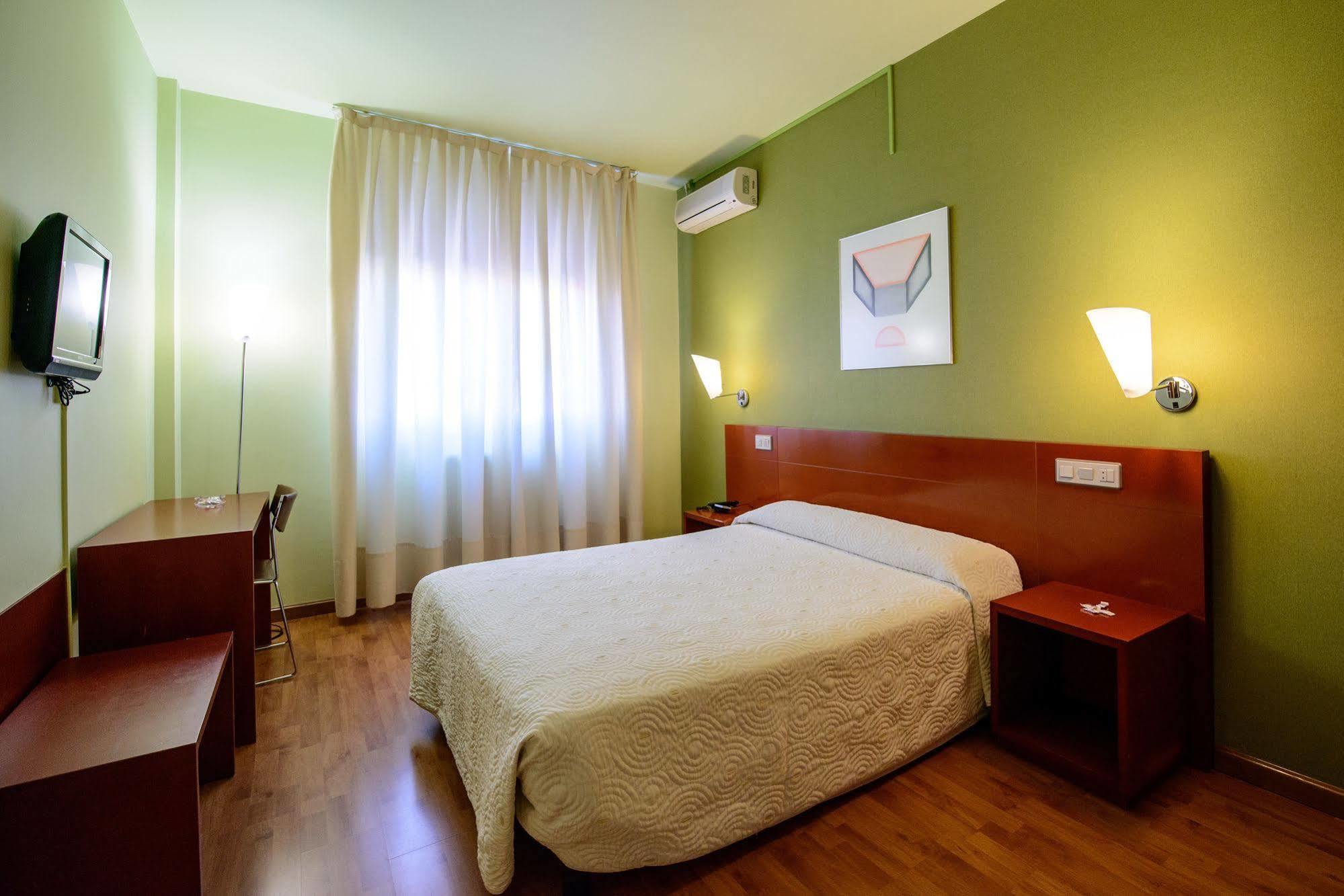 Hotel El Paso Honroso Hospital de Órbigo Buitenkant foto